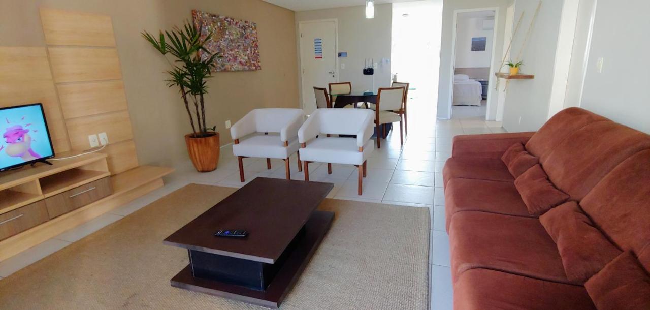 אקווירז Atlantic Palace Family Inn מראה חיצוני תמונה
