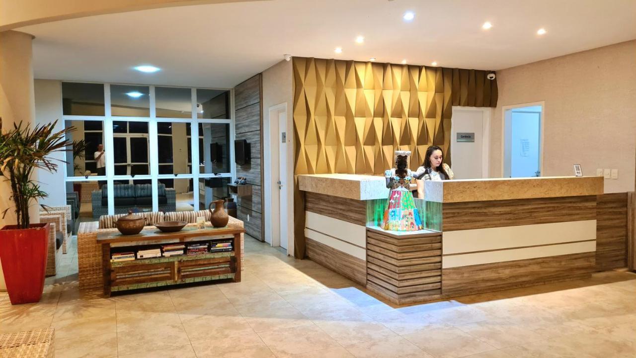 אקווירז Atlantic Palace Family Inn מראה חיצוני תמונה