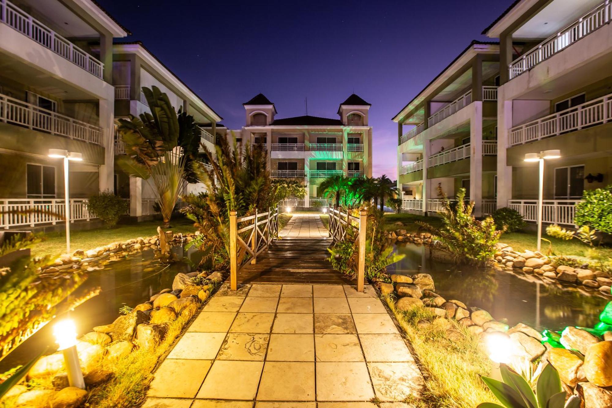 אקווירז Atlantic Palace Family Inn מראה חיצוני תמונה