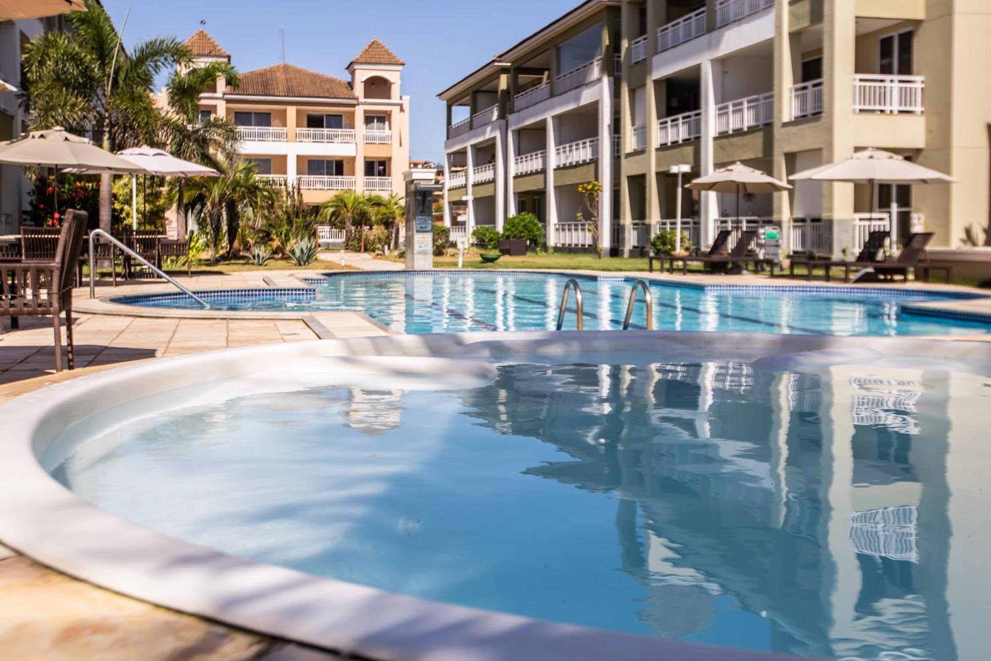 אקווירז Atlantic Palace Family Inn מראה חיצוני תמונה