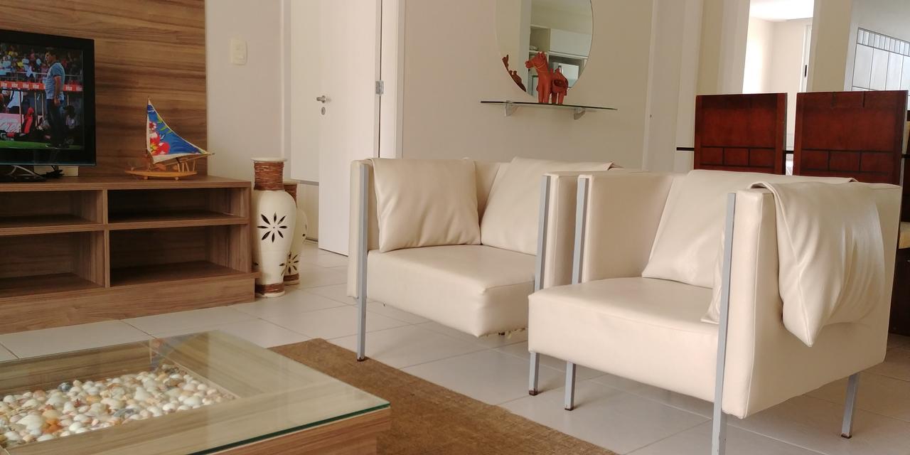 אקווירז Atlantic Palace Family Inn מראה חיצוני תמונה