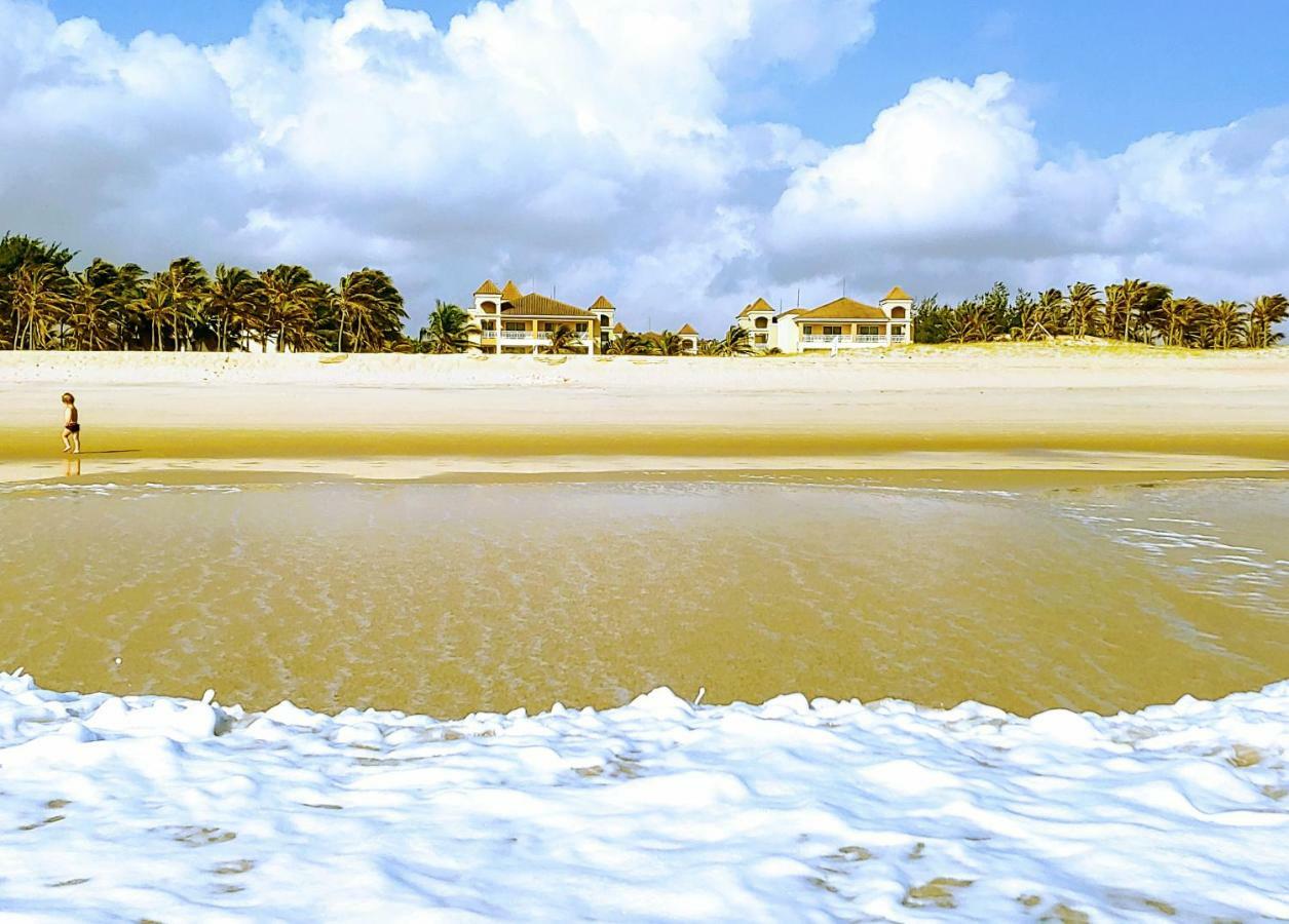 אקווירז Atlantic Palace Family Inn מראה חיצוני תמונה